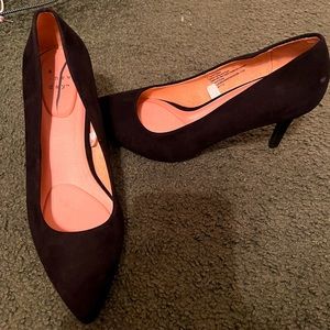 A New Day heels, size 7.